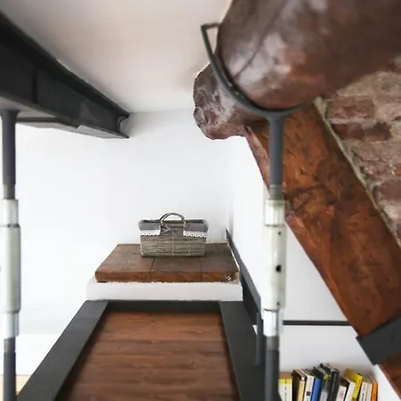 아파트 Loft All'acquario